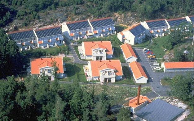 Λαμβάνοντας υπόψη ότι μια τυπική οικιακή κατανάλωση απαιτεί από 1,5 έως 3,5 κιλοβάτ, το κόστος της εγκατάστασης δεν είναι αμελητέο.