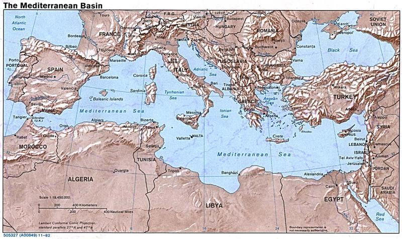 1. γεωγραφική θέση της Ελλάδας H Ελλάδα βρίσκεται στα όρια τριών ηπείρων: Ευρώπης, Ασίας και Αφρικής.