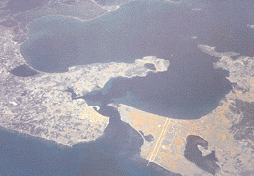 Εικόνα 2 Είσοδος που συνδέει τον Αμβρακικό κόλπο με το Ιόνιο πέλαγος.
