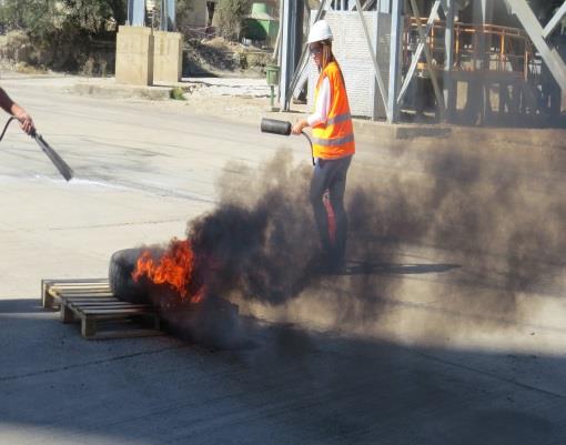 ΕΚΠΑΙΔΕΥΣΗ Εκπαίδευση Οι εκπαιδεύσεις / σεμινάρια των εργαζομένων στην Τσιμεντοποιία Βασιλικού συνεχίστηκαν και για το 2 ο εξάμηνο του έτους, με επιτυχία και καθολική