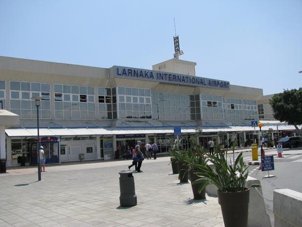 Εικόνα 24: Άποψη του παλαιού αεροδρομίου της Λάρνακας, 1989 Πηγή: http://www.hermesairports.com/showpage.php?