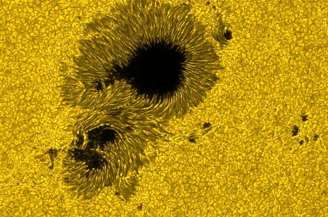 Αστρονομικές παρατηρήσεις - 2 Ανακάλυψε τις Ηλιακές κηλίδες Ανακάλυψε τις φάσεις της Αφροδίτης Παρατήρησε