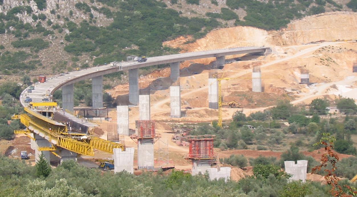 ΚΑΤΑΣΚΕΥΗ ΜΕ ΡΟΩΘΟΥΜΕΝΟ ΙΚΙΩΜΑ Γζφυρα