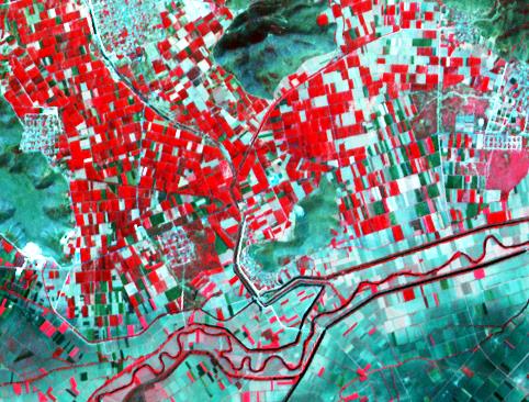 Πολυφασματική απεικόνηση στον υπολογιστή : παράδειγμα με δεδομένα SPOT XS NIR ζώνη RED ζώνη GREEN ζώνη