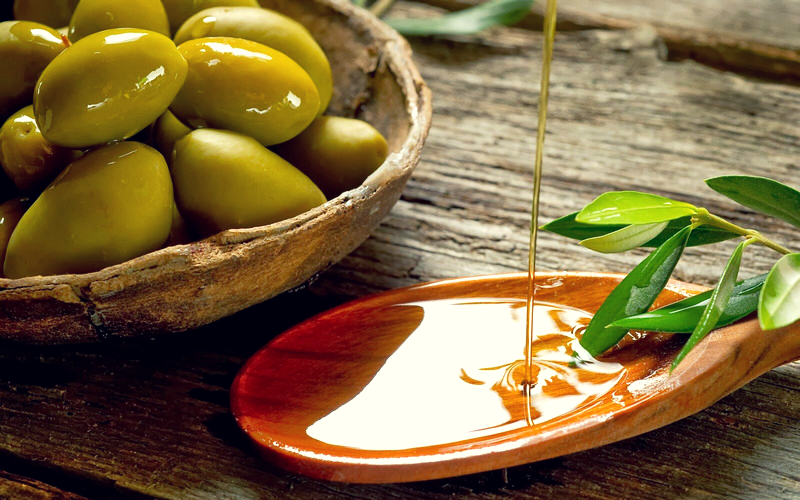 α ολε ίζει σε βάθος την ε ιδερμίδα α