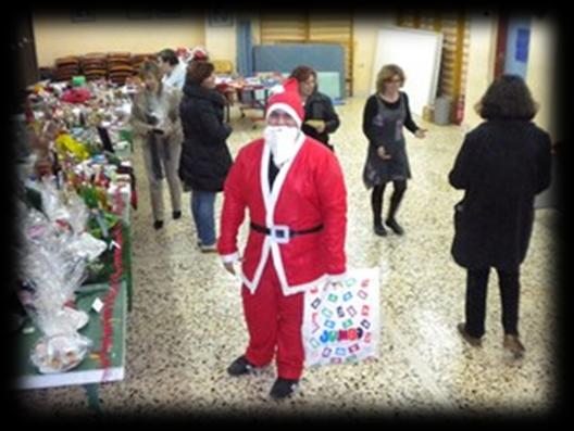 Χριστουγεννιάτικο Baazar στο χώρο του σχολείου Διοργανώθηκε από το σύλλογο