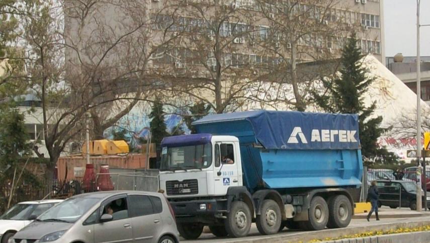 μέτρων ασφαλείας κατά την χρήση του τόσο από τους χειριστές των μηχανημάτων όσο και από τους γύρω εργαζόμενους.