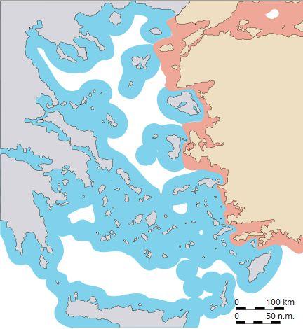 ηεο αηγηαιίηηδαο δψλεο ζηα 12 λ.κ αληηθαηνπηξίδεη εζηκηθφ δίθαην αθνχ ε ζπληξηπηηθή πιεηνςεθία παξάθηησλ θξαηψλ έρεη ζεζπίζεη ηε δψλε απηή ζχκθσλα κε ηνπο φξνπο ηεο ζχκβαζεο ηνπ 1982.