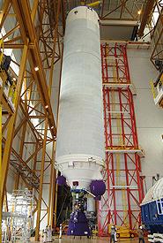 (Kourou, French Guiana) Ικανότητα Ανύψωσης: 39,600 lb σε LEO; 26,400 lb σε πολική LEO; 15,000 lb σε GTO (ένα φορτίο); 13,160 lb to GTO (διπλό φορτίο); Ιστορία: Η ESA ξεκίνησε