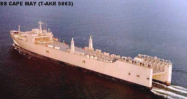 Slika 3 LASH brod (Izvor: http://www.hazegray.org/worldnav/usa/aux_seal.htm#akb) Slika 4 SEABEE brod u plovidbi (Izvor: http://www.hazegray.org/worldnav/usa/aux_seal.htm#akb) SEABEE (slika 4) se u načelu ne razlikuju od LASH brodova.
