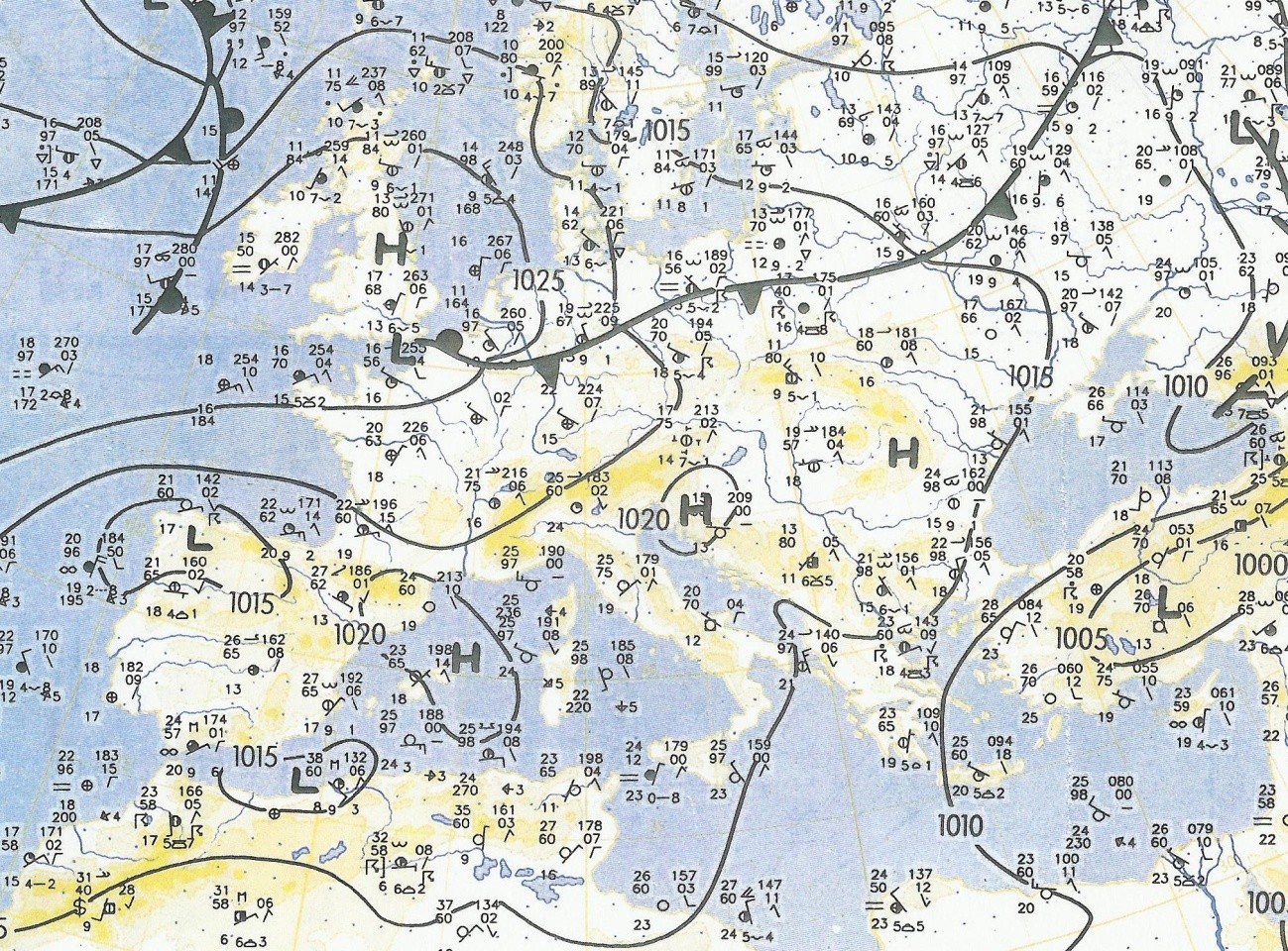 Χάρτης 6.1. Χάρτης επιφανείας για τις 31-07-2001 00 UTC (European Meteorological Bulletin).