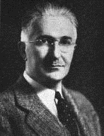 23. RALPH VINTON LYON HARTLEY Ralph V.L. Hartley telah dilahirkan pada 30 November 1888, di Spruce, Nevada, U.S.A. dan meninggal 1 May 1970 di U.S.A. Beliau merupakan pencipta litar elektronik penghayun.