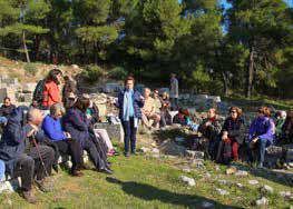 Αμφιαράειο - Μαυροσουβάλα - υγρότοπος Ωρωπού Συνήθως οι εκδρομές γίνονται για να επισκεφθούμε μακρινά και άγνωστα μέρη.