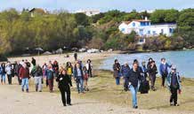 Πικέρμι - Ραφήνα Εδώ και πολλά χρόνια ήξερα γενικά και αόριστα πως «κάτι παλαιοντολογικό υπάρχει στο Πικέρμι», χωρίς ποτέ να ενδιαφερθώ να μάθω περισσότερα.