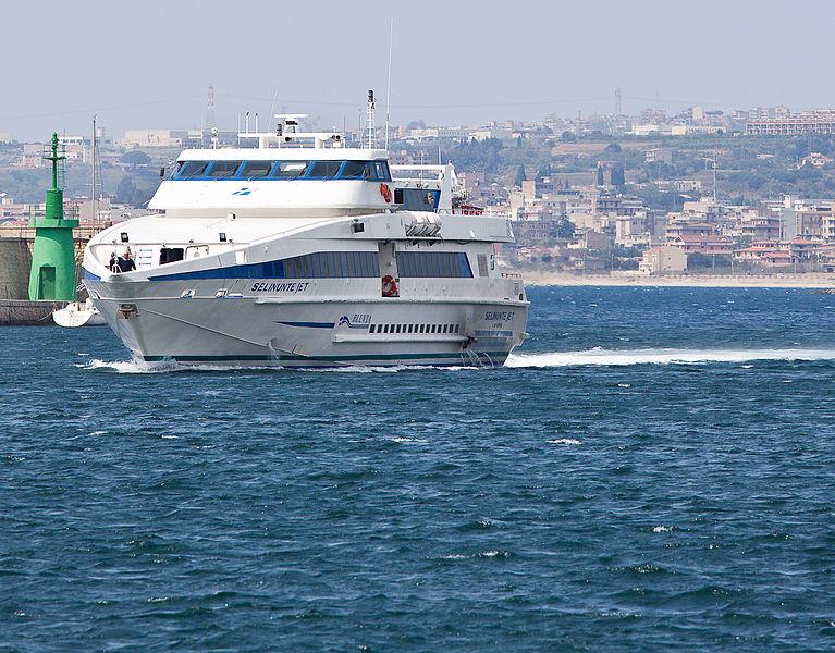 Μονόγαστρα Multihull, από Gomera-b διαθέσιμο ως