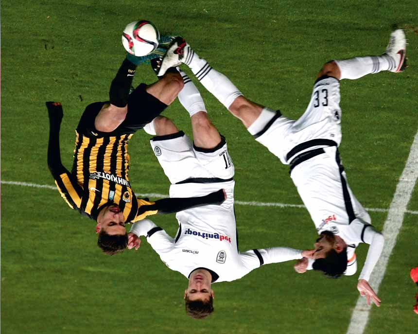 AEK FC THE OFFICIAL MATCH PROGRAMME «Εχουμε πλέον μάθει τον Πογιέτ» Σαφώς ικανοποιημένος από την αγωνιστική βελτίωση της ΑΕΚ στα τελευταία παιχνίδια εμφανίζεται ένας εκ των σημαντικότερων συντελεστών