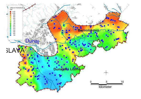 Obr.5 Mapa distribúcie hodnôt celkovej mineralizácie podzemných vôd perspektívnej oblasti pre vyhľadávanie strategických zdrojov vody v rámci záujmového územia BSK (Žitný ostrov a priľahlá oblasť)
