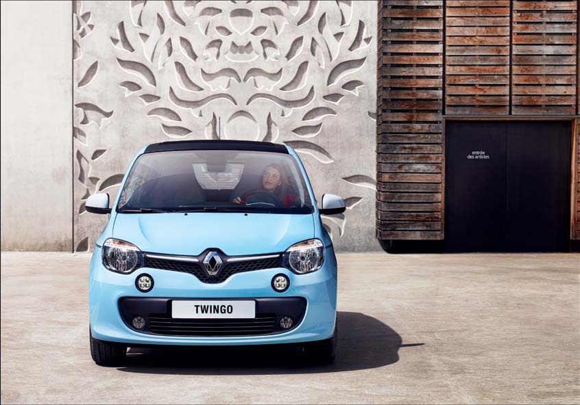 fokus Imam stil i ideja str. 08 INOVACIJA NA RENAULT Imam pristap do internet i ekran na dopir str. 14 RENAULT KValITET Mojata cel: Vaπe zadovolstvo str. 16 odnatre I ODNADVOR Ubavo nacrtano str.