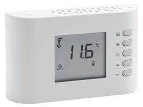 Dodatki Regulacija na zračni strani T01 Sobni termostat za 2-cevne sisteme montaža na steno nastavitev temperature v prostoru ročni preklop hitrosti ventilatorja ročna izbira režima delovanja