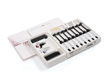 Informácie pre objednávanie 7611 SYNERGY D6 System Kit v striekačkách Obsahuje: 8 striekačiek (4 g / 2 ml každá) & príslušenstvo SYNERGY D6 dentínové odtiene: White Bleach, A1/B1, A2/B2, A3/D3, A3.