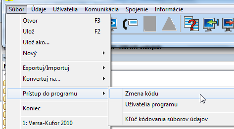 SATEL VERSA 19 Konfigurácia tlačidlo otvorí okno Konfigurácia. Spojenie tlačidlo otvorí menu, v ktorom je možné vybrať spôsob spojenia programu so zabezpečovacou ústredňou. Obr. 4.