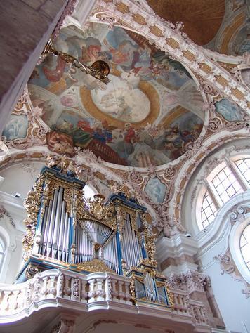 Baroque/Roccoco organ The beautiful organ at