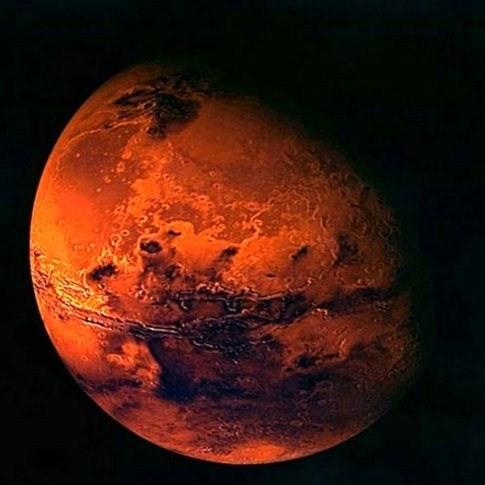 Ο Άρης Ο Άρης είναι ο τέταρτος (4ος) σε απόσταση από τον Ήλιο πλανήτης του Ηλι ακού μας Συστήματος (Η/Σ) και ακόμη, ο δεύτερος πλησιέστερος στη Γη, και ο έβδομος σε μέγεθος και μάζα του Η/Σ.