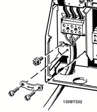 Οδηγίες λειτουργίας του VLT 3 Εγκατάσταση Συνδετήρας δικτύου ρεύματος μέγεθος πλαισίου A5 (IP 55/66) 3 Όταν χρησιμοποιείται αποσυνδετήρας (μέγεθος πλαισίου Α5) το ΡΕ πρέπει να είναι τοποθετημένο στην