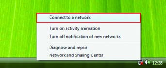 Σύνδεση σε ένα ασύρματο δίκτυο Windows XP: Κάντε δεξιό κλικ στο εικονίδιο του προσαρμογέα ασύρματου δικτύου, κάτω δεξιά στην οθόνη σας, και κατόπιν κάντε κλικ στο Προβολή Διαθέσιμων Ασύρματων Δικτύων