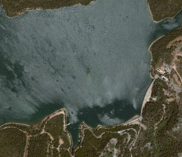 2 Κέντρο Λίμνης 3, 4 Κέντρο Φράγματος 1, 5 Πύργος Υδροληψίας Σχήμα 8.12. Σημεία Δειγματοληψίας στη λίμνη του Μαραθώνα.