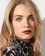 1 LOOK, 3 TRENDS,! Γ ω look boho, 2. 31587 Porcelain 31590 Warm Beige 31588 Fair Nude 31591 Natural Beige 31589 Light Ivory Make-up Matte Velvet ε SPF 20 The ONE make-up. SPF 20. 30 ml. 19.00 9.