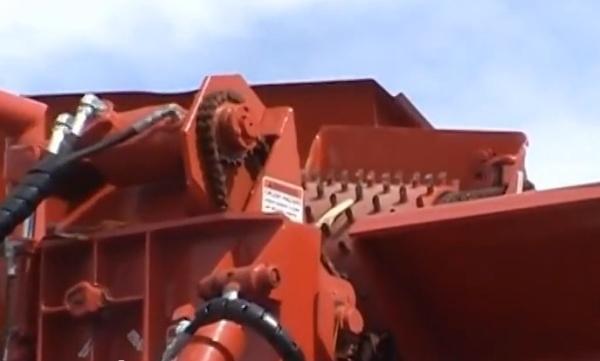 ΠΑΡΑΓΩΓΙΚΗ ΔΙΑΔΙΚΑΣΙΑ (WOOD PELLETS) ΑΠΟΦΛΟΙΩΤΗΣ (DEBARKER)
