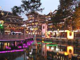 Μια καλή εισαγωγή στην Κίνα µε ένα ταξίδι, που µαζί µε το ταξίδι µας "Κίνα - Χονγκ Κονγκ", συγκαταλέγονται στα best seller του Versus Travel.