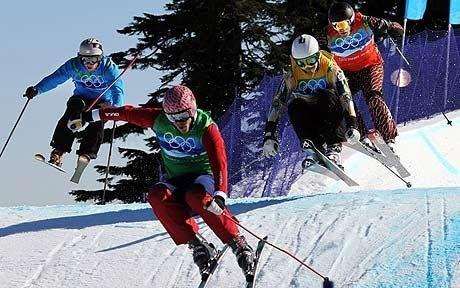χρόνια μετά τους Θερινούς. Έτσι οι επόμενοι Χειμερινοί Ολυμπιακοί Αγώνες έγιναν το 1994 κι είχαν απόσταση δύο χρόνια μόνο απ' τους προηγούμενους.