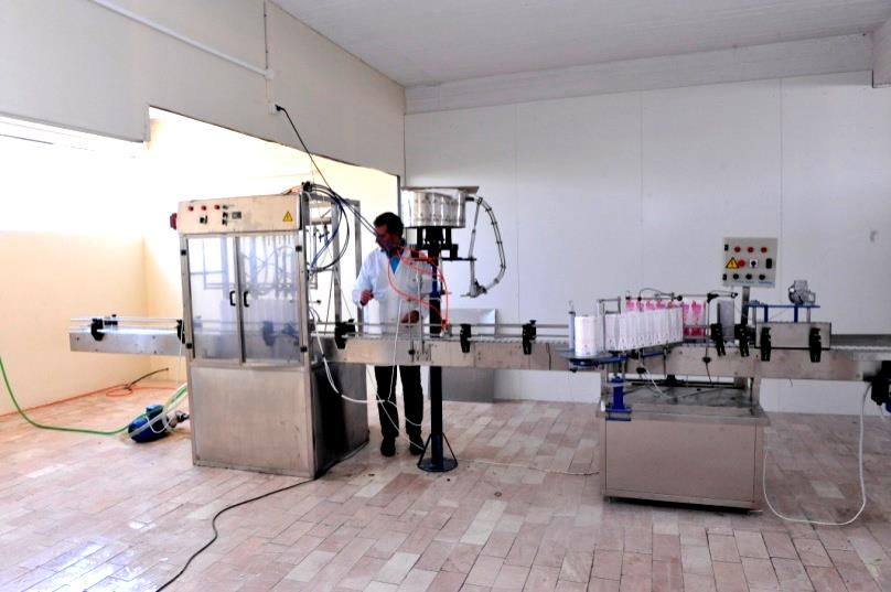 9 Μαλακτικά 30.000 τόνοι ετησίως Υγρά γενικού καθαρισμού 25.000 τόνοι ετησίως Υγρά απορρυπαντικά πιάτων για το χέρι 20.