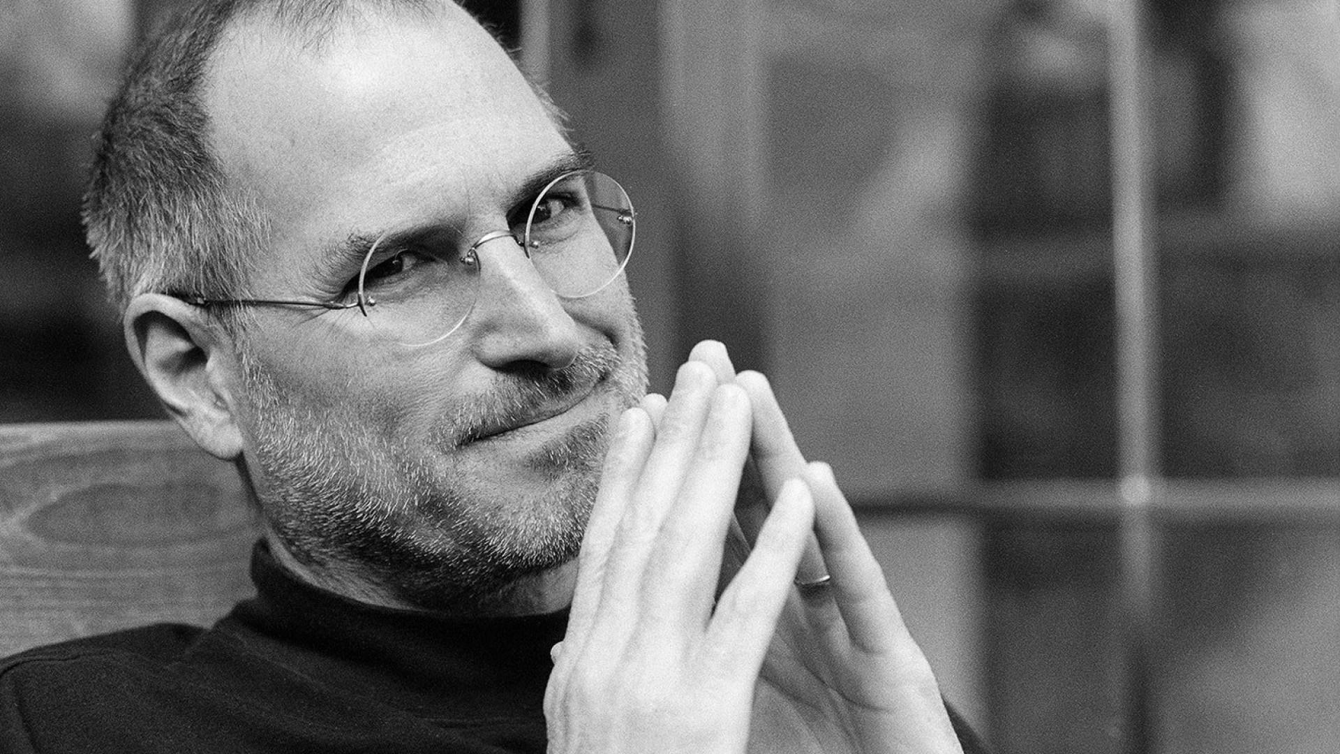 Innovation distinguishes between a leader and a follower Steve Jobs