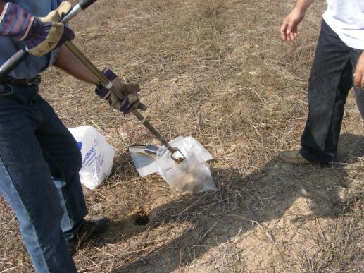 Συνολικά πραγματοποιήθηκαν αναλύσεις για: Προσδιορισμοί στα δείγματα εδάφους ΣΥΝΟΛΟ ΔΕΙΓΜΑΤΩΝ ΕΔΑΦΟΥΣ (2011-2013): 797 21 φυσικοχημικές δοκιμές στα εδάφη: Μηχανική σύσταση, ph, EC, οργανικός