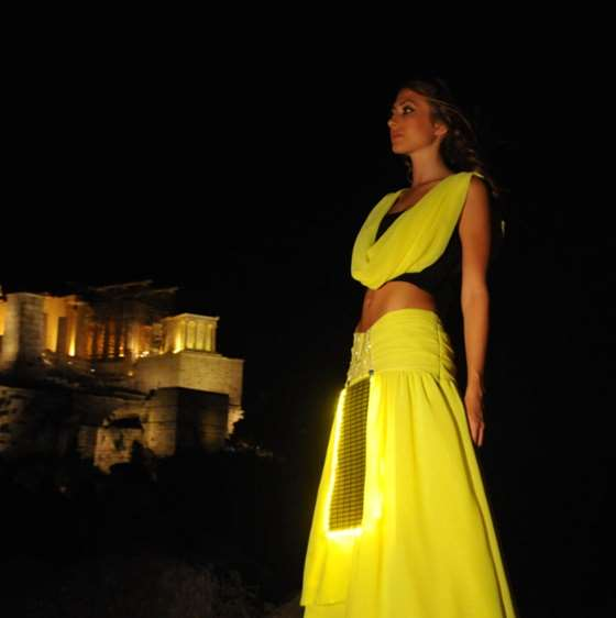 Athens Fashion Club Το ΑthensFashionClub είναι ο μοναδικός Ελληνικός Ιδιωτικός Οργανισμός στο χώρο της Μόδας, ο οποίος ασχολείται με τις εφαρμογές της νανοτεχνολογίας στη μόδα.