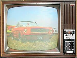 Μετά ακολουθεί η έγχρωμη τηλεόραση Στις 23 Φεβρουαρίου 1966 ξεκινάει και στην Ελλάδα η τηλεοπτική περιπέτεια,