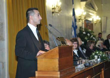 Σπίτι Ανοιχτής Φιλοξενίας Ομιλία Τζανέτου Αντύπα για το «Σπίτι Ανοιχτής Φιλοξενίας» Πρόεδρος: Αλίκη Τσιαμούρα Βενιζέλου 114, 66 100 Δράμα Τηλ.: 25210 46062, 25210 58015 e-mail: dramlady@otenet.