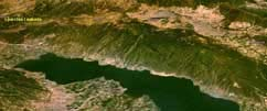 Τεκτονικές λίμνες Στην Ελλάδα Λίμνη Βόλβη και Κορώνεια, υπολείμματα της μεγάλης λίμνης της Μυγδονίας Ρήγματα και διάβρωση = στενά της Ρεντίνας Η λίμνη άδειασε και προέκυψαν