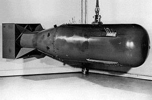 Ο βομβαρδισμός της Χιροσίμα από τις ΗΠΑ έλαβε χώρα λίγο πριν τη λήξη του Β' Παγκοσμίου πολέμου, στις 6 Αυγούστου 1945 και ήταν η πρώτη πολεμική πυρηνική επίθεση της Ιστορίας.