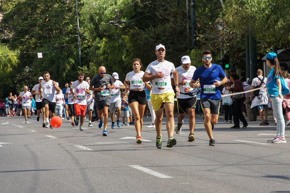 8 th Greece race for the Cure event 25 September 2016 H φωτογραφία της ομάδας ΕΦΙΕ κέρδισε το 1 ο βραβείο