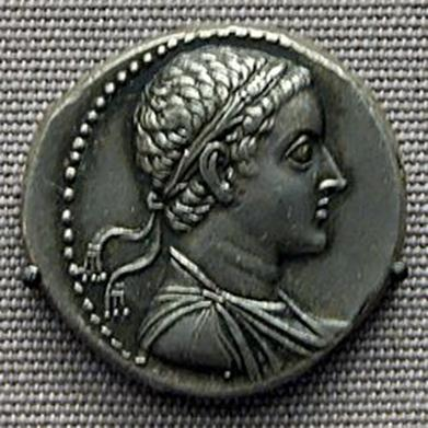 Ο Πτολεμαίος Ε' Επιφανής ( 210 180 π.χ. ) Ήταν ο πέμπτος ηγεμόνας της Δυναστείας των Πτολεμαίων, που βασίλεψαν στην Αίγυπτο κατά τη διάρκεια της ελληνιστικής εποχής.