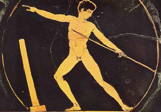 Το ακόντιο Αγώνισμα που επίσης αναφέρεται στον Όμηρο και προέρχεται από τον πόλεμο και το κυνήγι.