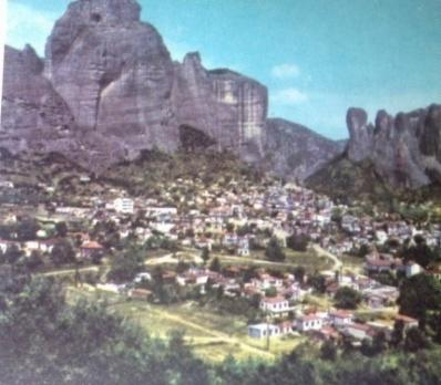 αλδξηθφο ζθειεηφο άλσ-παιαηνιηζηθφο (14.500 εηψλ), ηνπ νπνίνπ δηαζψζεθε δπζηπρψο κφλν ν θξαληαθφο ηνπ ζφινο. Ο δεχηεξνο είλαη έλαο γπλαηθείνο ζθειεηφο ηεο Μεζνιηζηθήο επνρήο (7.500-8.