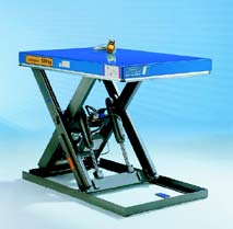 Manipulačná technika Zdvíhacie pracovné stoly Zdvíhací stôl model HTHE SILVERLINE Nosnosť 500 3.000 kg, Pre profesionálne zdvíhanie a manipuláciu s ťažkými bremenami a paletizovaným tovarom vo výrobe.