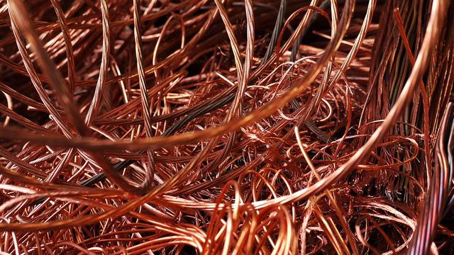 ΑΡΙΣΤΟΤΕΛΕΙΟ ΠΑΝΕΠΙΣΤΗΜΙΟ ΘΕΣΣΑΛΟΝΙΚΗΣ Χαλκός Πηγή: texture copper.
