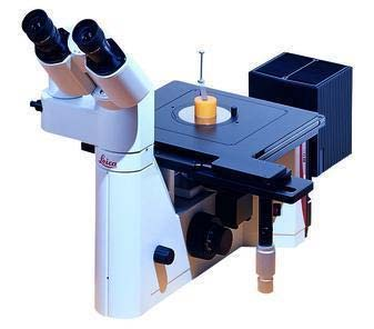 Τα δοκίμια παρατηρήθηκαν αρχικά μακροσκοπικά, στο στερεοσκόπιο του εργαστηρίου, όπου και φωτογραφήθηκαν. Σχήμα 6.7. Το στερεοσκόπιο MZ6 του ΕΝΤ.