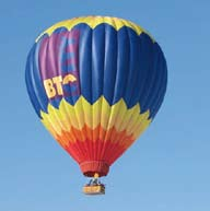 Balon BTC City skupaj lahko poleti do 16 ljudi primerno za darilo BALON BTC CITY AJDA 3 Gre za do zdaj najveëji balon pri nas, hkrati pa lahko v nebo dvigne do